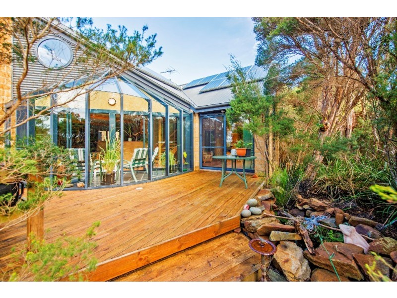 5 Correa Court, Hawley Beach TAS 7307