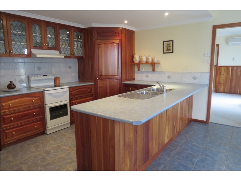 3 Adye Street, Roland TAS 7306