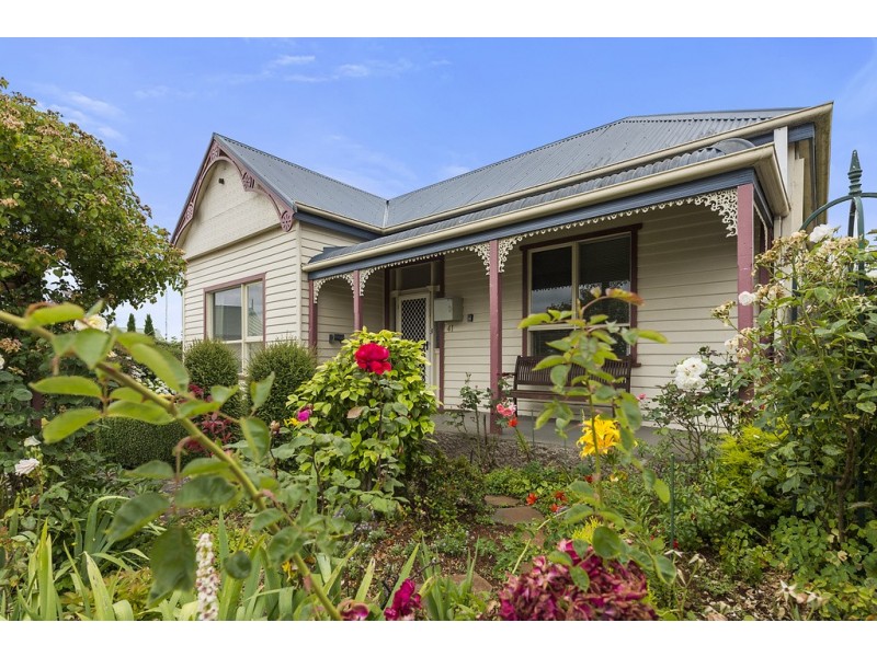 41 Main Street, Sheffield TAS 7306