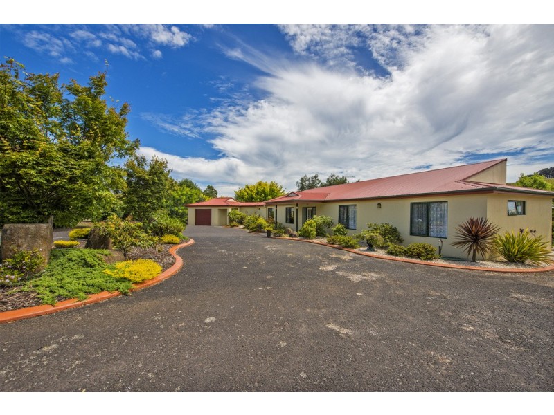 2133 Sheffield Road, Sheffield TAS 7306