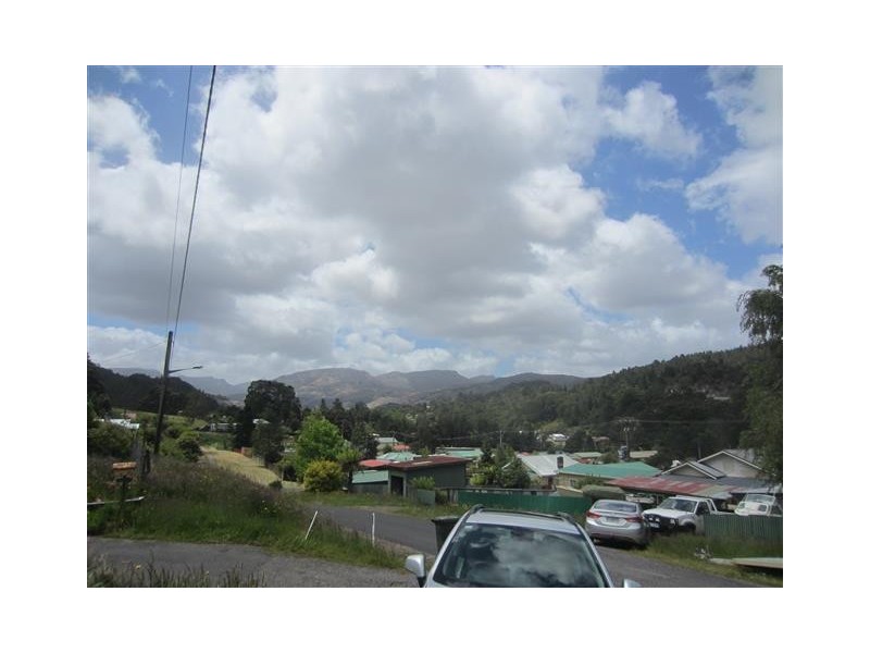 16 Henry Street, Queenstown TAS 7467
