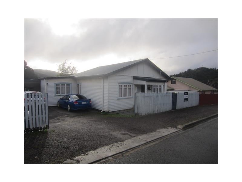 6 Dixon Street, Queenstown TAS 7467