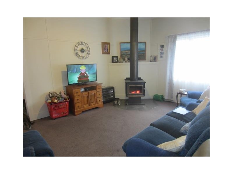 6 Dixon Street, Queenstown TAS 7467
