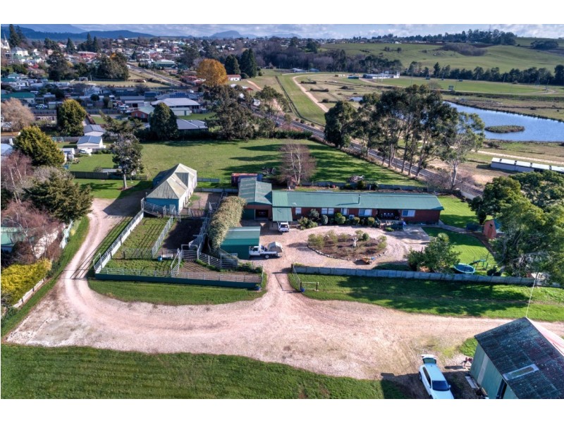44 Grigg Street, Deloraine TAS 7304