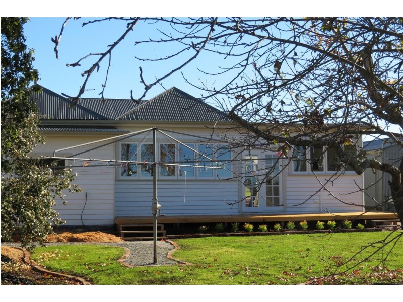 8 Johnson Street, Sheffield TAS 7306