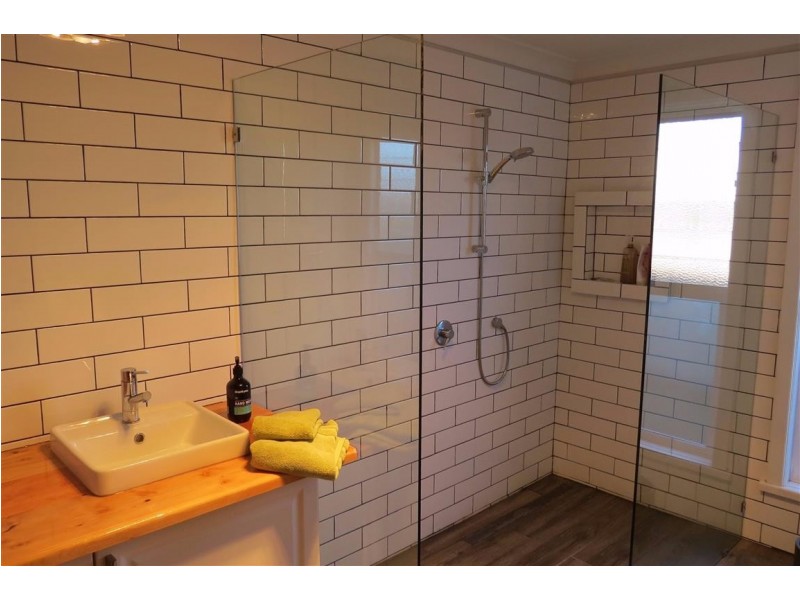 8 Johnson Street, Sheffield TAS 7306