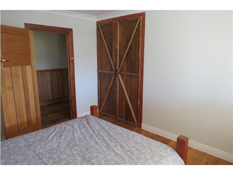 8 Johnson Street, Sheffield TAS 7306