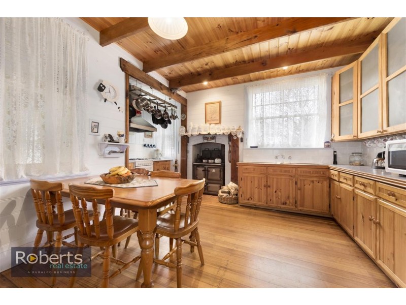 4 High Street, Sheffield TAS 7306