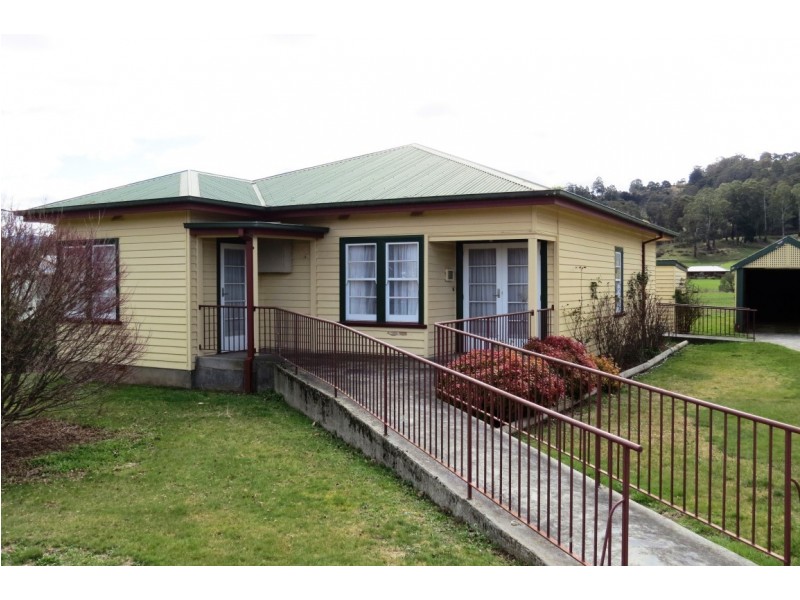 34 Pioneer Drive, Mole Creek TAS 7304
