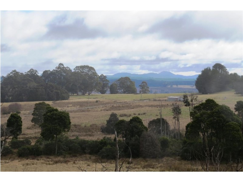 83 Richards Farm Road, Staverton TAS 7306