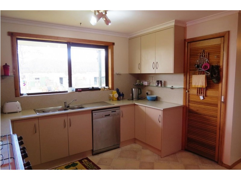 83 Richards Farm Road, Staverton TAS 7306
