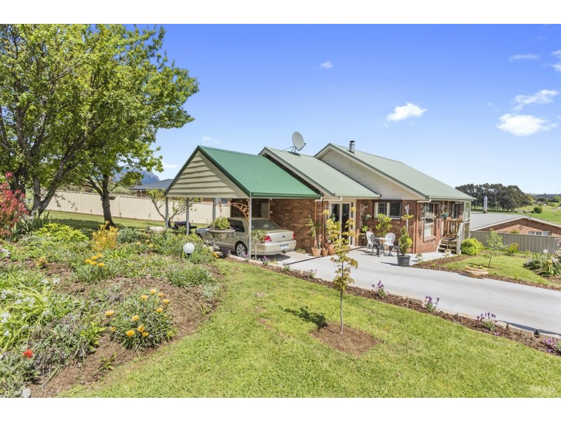 1 Hamilton Court, Sheffield TAS 7306