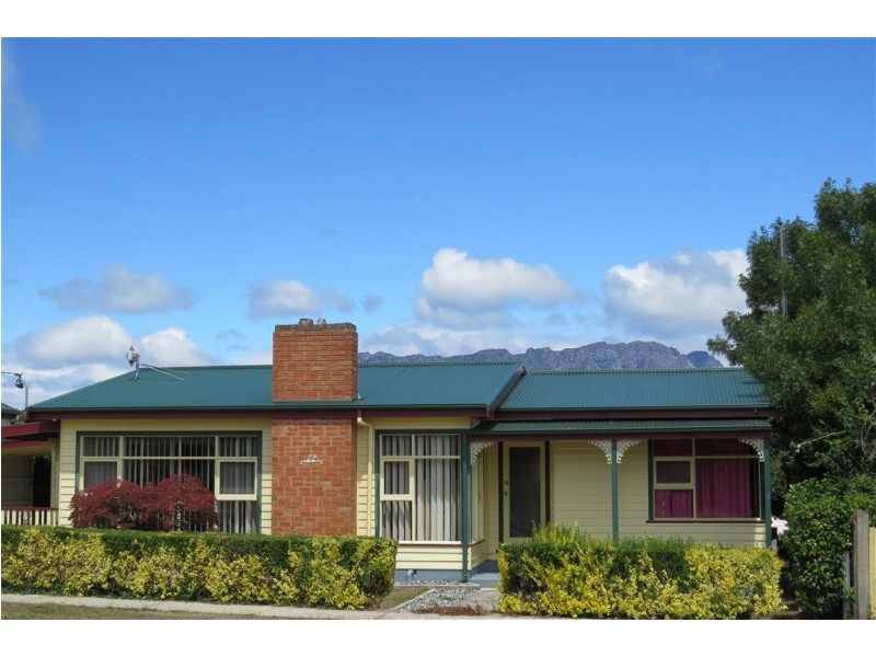 22 Main Street, Sheffield TAS 7306