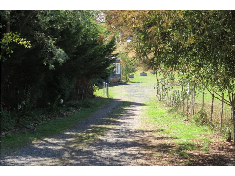 7 Lake Barrington Road, Wilmot TAS 7310