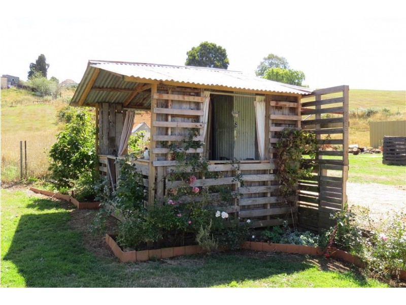 7 Lake Barrington Road, Wilmot TAS 7310