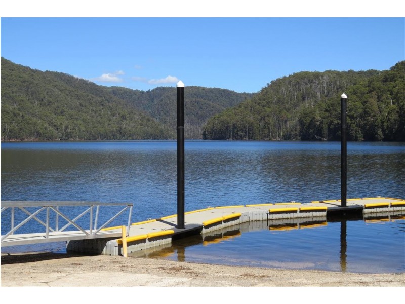 7 Lake Barrington Road, Wilmot TAS 7310