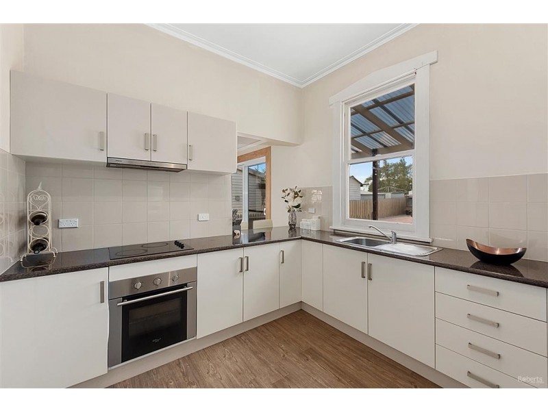 24 High Street, Sheffield TAS 7306