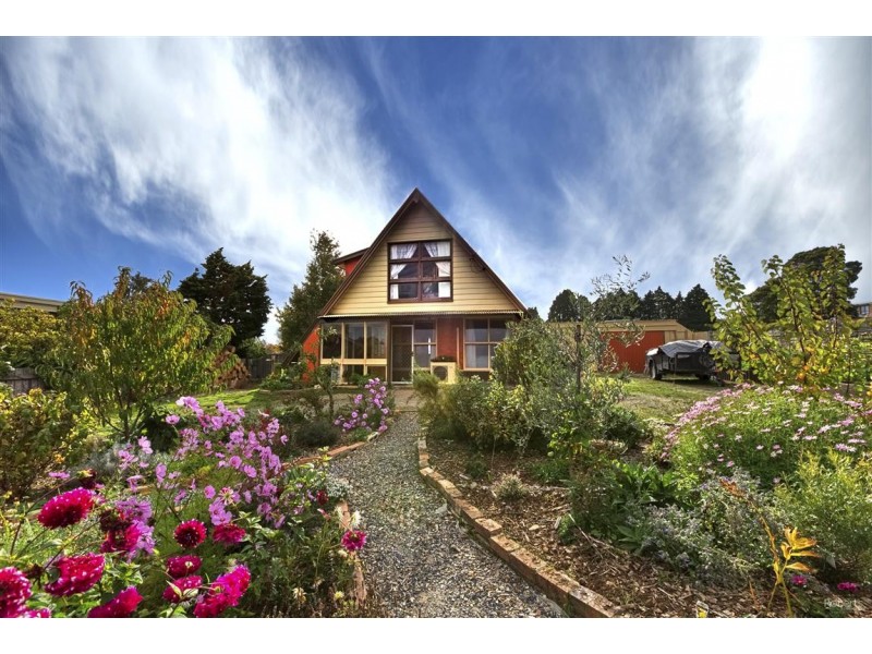 27 Main Street, Sheffield TAS 7306