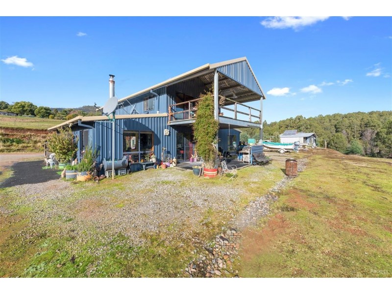 836 Lorinna Road, Lorinna TAS 7306