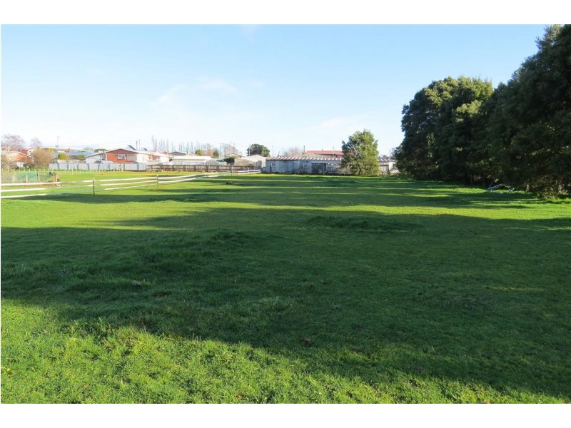 2 Annie Place, Sheffield TAS 7306