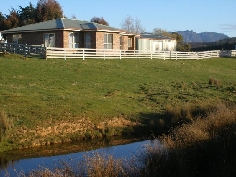 3 Adye Street, Roland TAS 7306