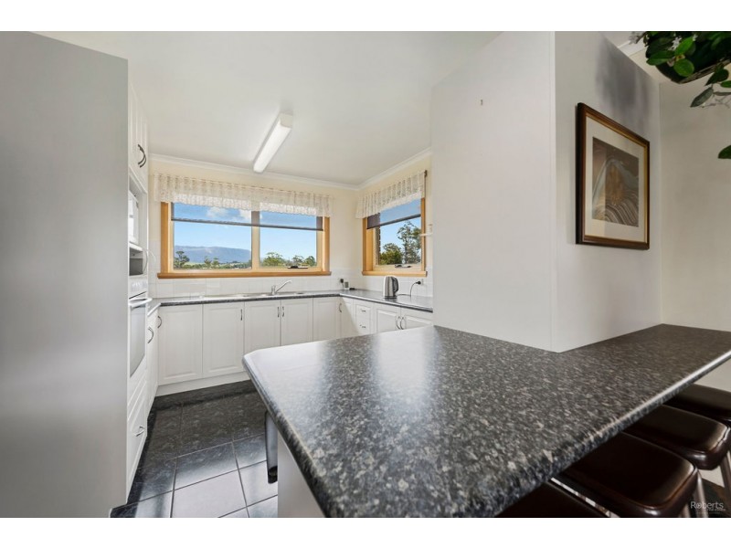 9 Torquay Street, Sheffield TAS 7306
