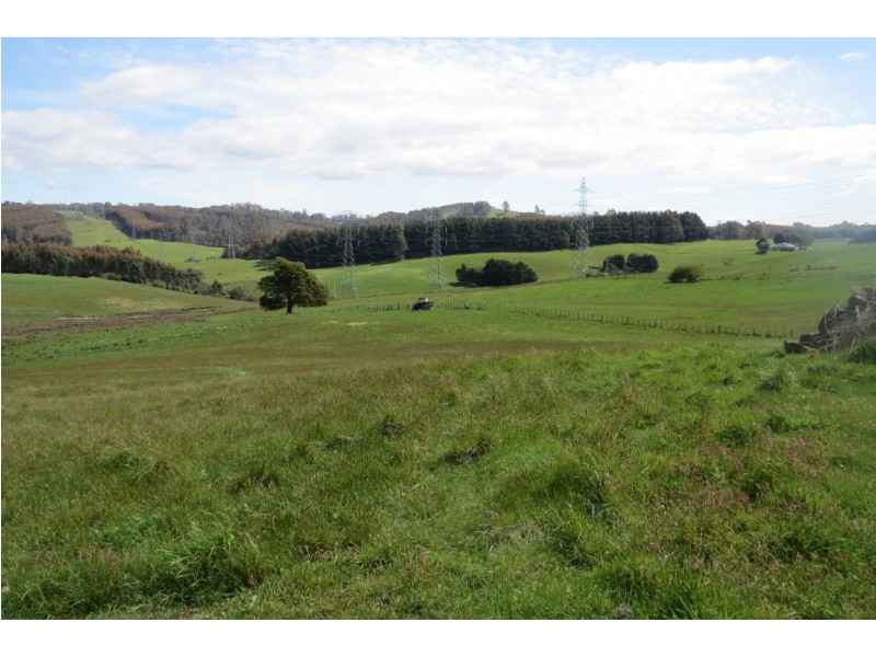 25 Holmes Road, Roland TAS 7306
