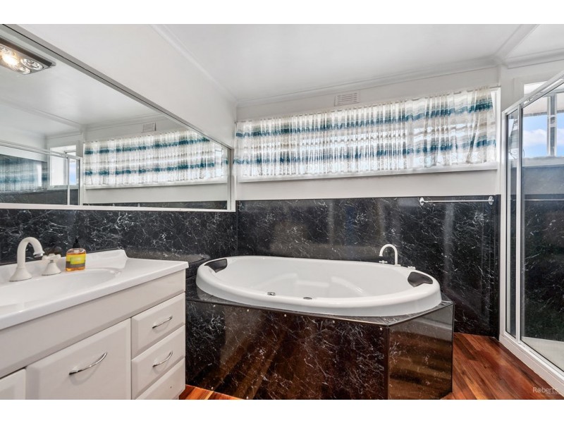 51 Beefeater Street, Deloraine TAS 7304