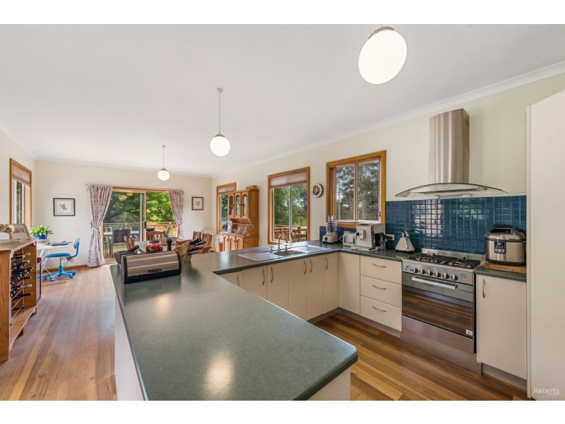 998 Sheffield Road, Lower Barrington TAS 7306