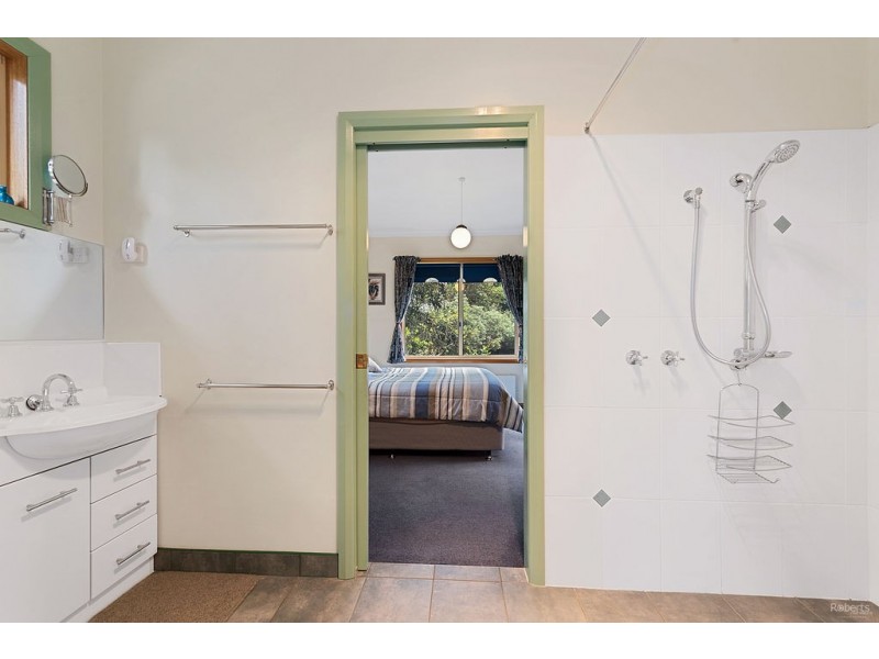 998 Sheffield Road, Lower Barrington TAS 7306