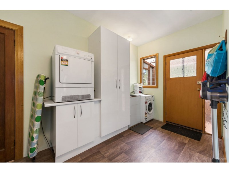 998 Sheffield Road, Lower Barrington TAS 7306