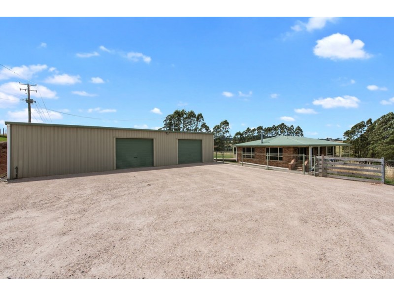 17 Hughes Road, Sheffield TAS 7306