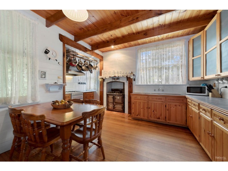 4 High Street, Sheffield TAS 7306