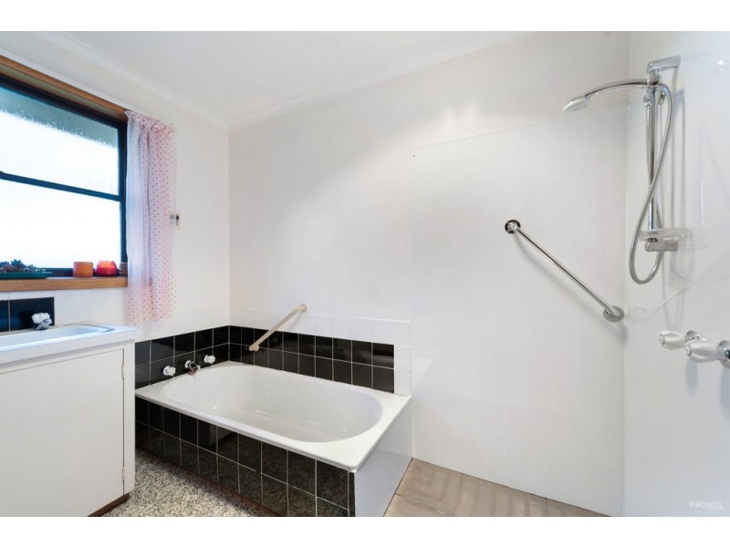 11 High Street, Sheffield TAS 7306