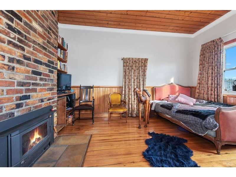 8 Johnson Street, Sheffield TAS 7306