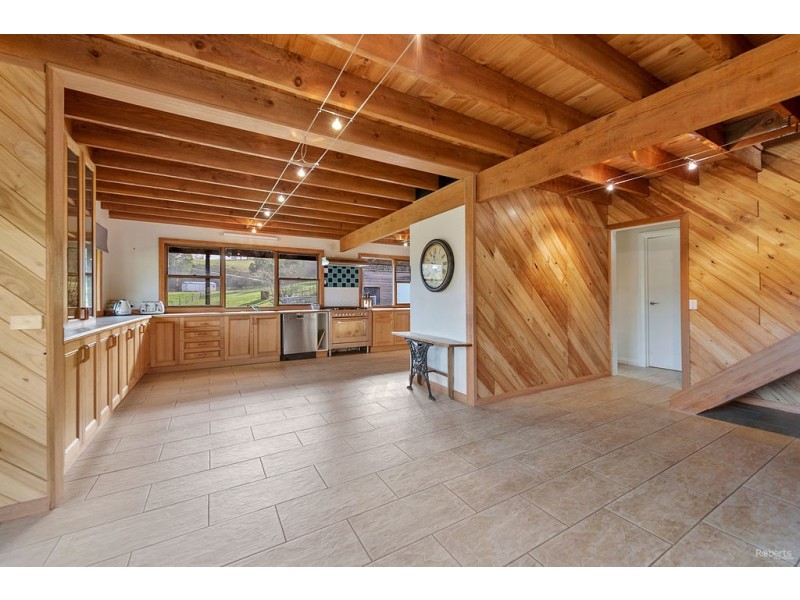 9 Dynans Bridge Road, Weegena TAS 7304