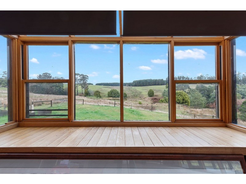 9 Dynans Bridge Road, Weegena TAS 7304