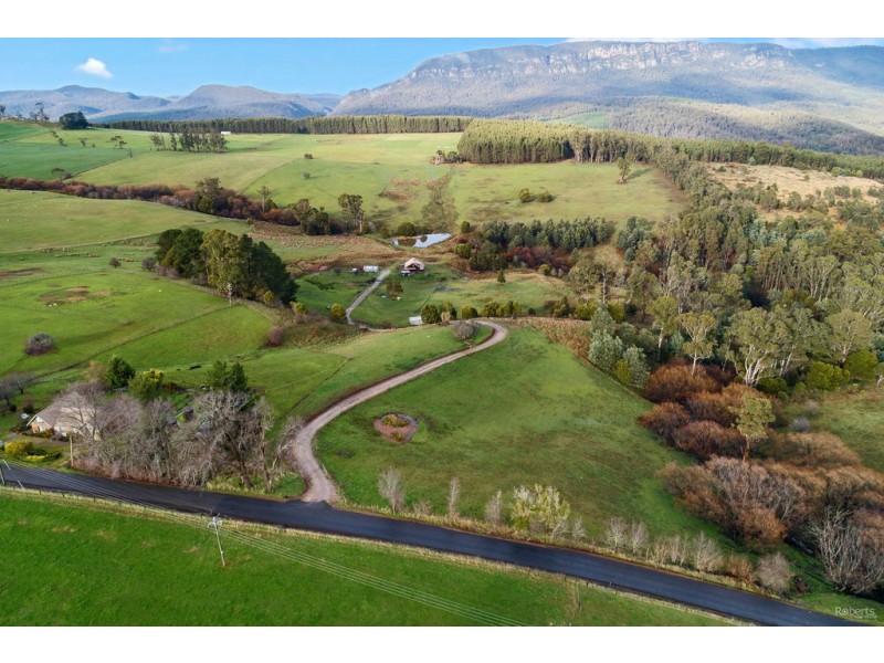 9 Dynans Bridge Road, Weegena TAS 7304