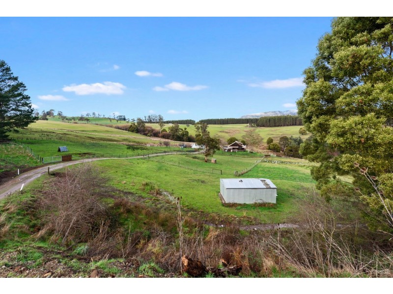 9 Dynans Bridge Road, Weegena TAS 7304