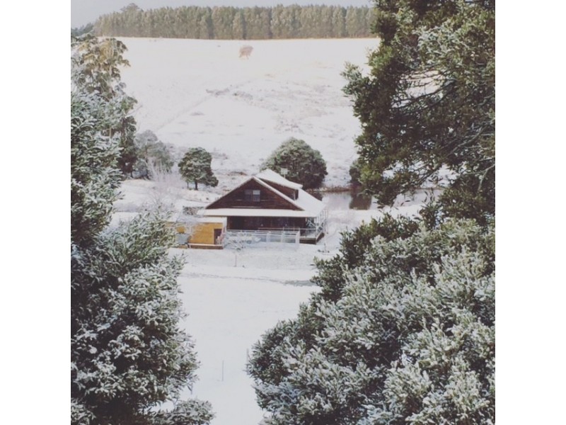 9 Dynans Bridge Road, Weegena TAS 7304