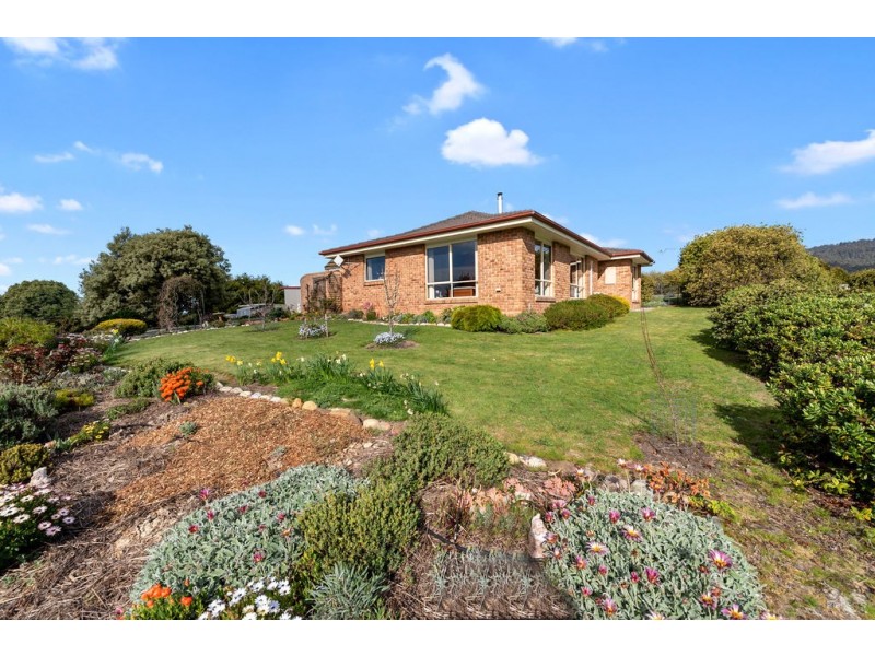 9 Grandview Drive, South Spreyton TAS 7310