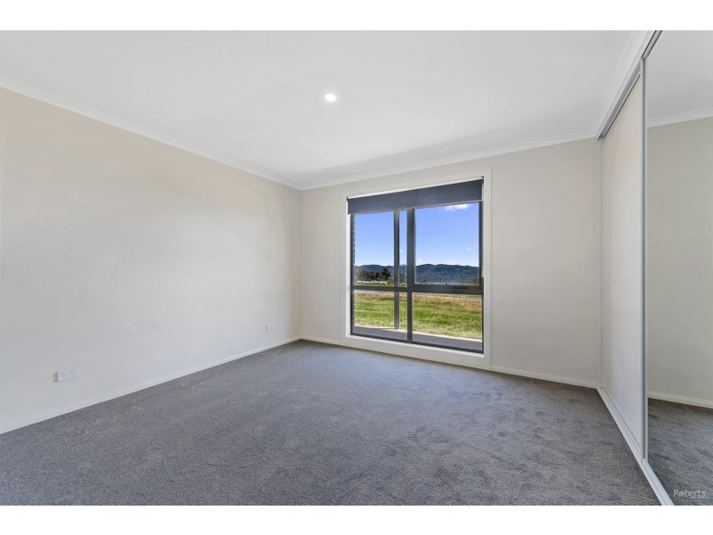 83 Richards Farm Road, Staverton TAS 7306