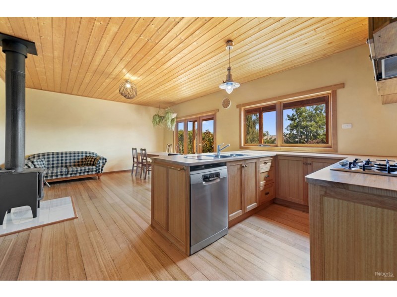 26a Roland Court, Sheffield TAS 7306