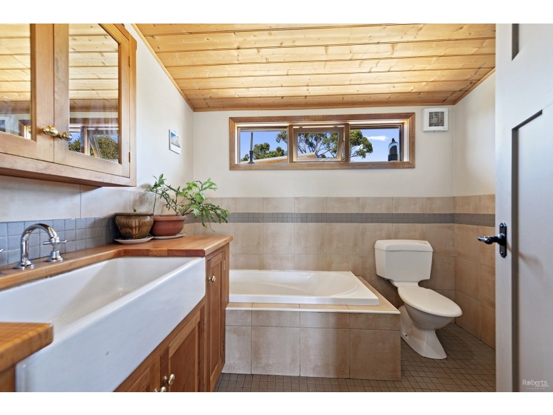 26a Roland Court, Sheffield TAS 7306