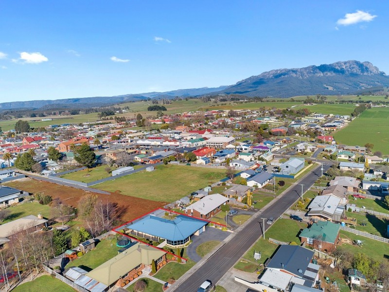 8 Duff Drive, Sheffield TAS 7306
