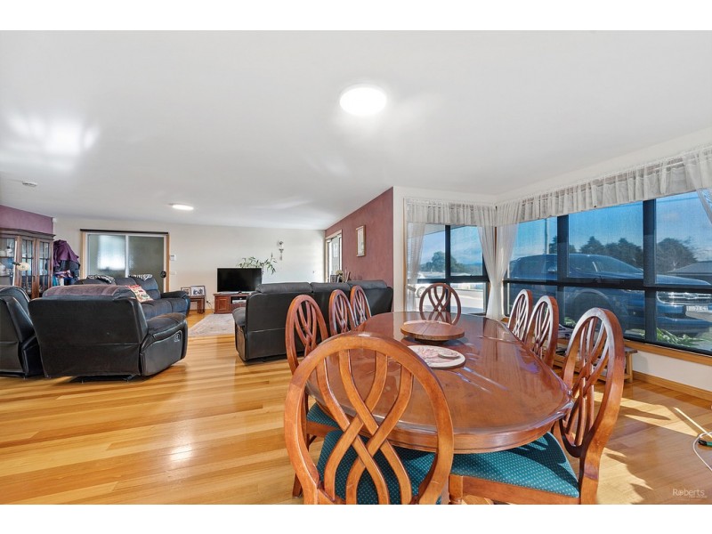 8 Duff Drive, Sheffield TAS 7306