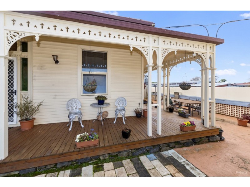 87 Main Street, Sheffield TAS 7306