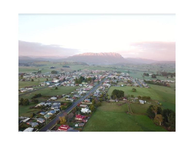 1A Tarleton Street, Sheffield TAS 7306