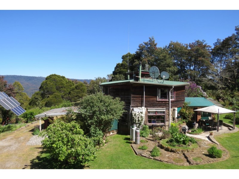 194 Wilks Road, Lorinna TAS 7306