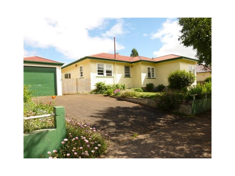 9 Henry Street, Sheffield TAS 7306